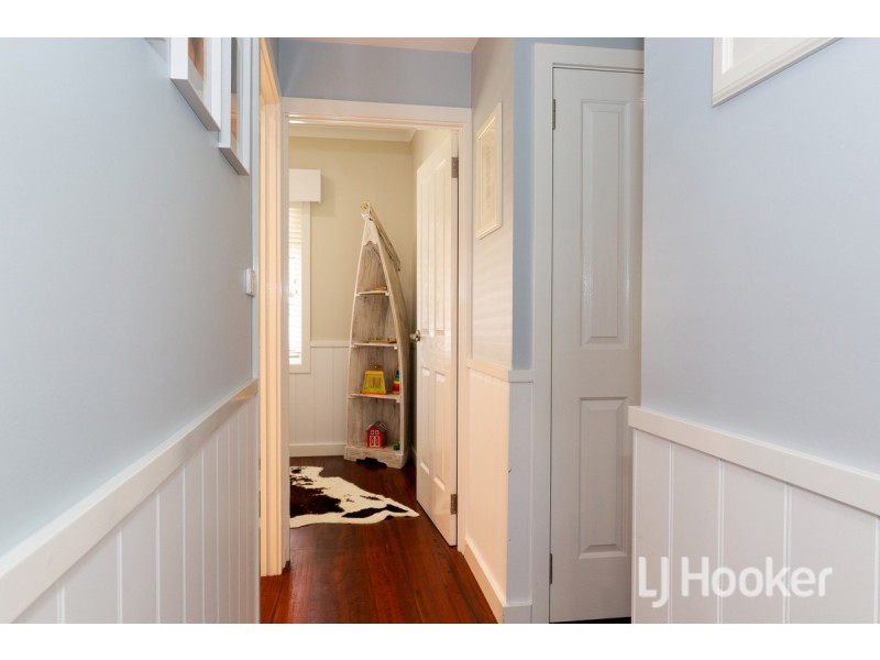 6 Pine Street, Pemberton WA 6260