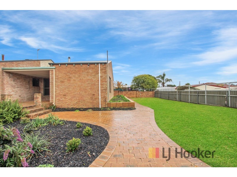 25 Crowea Street, Manjimup WA 6258