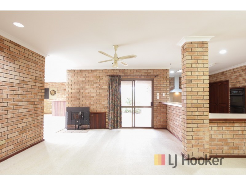 25 Crowea Street, Manjimup WA 6258