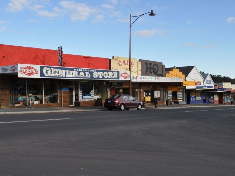 52 Brockman Street, Pemberton WA 6260