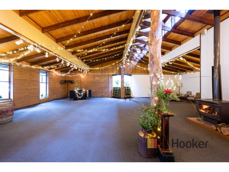 6 Dickinson Street, Pemberton WA 6260