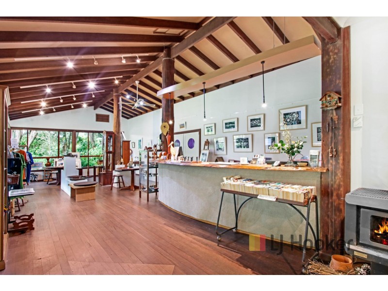 6 Dickinson Street, Pemberton WA 6260