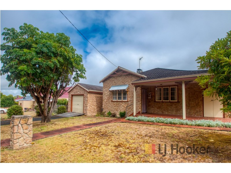 25 Lefroy Street, Pemberton WA 6260