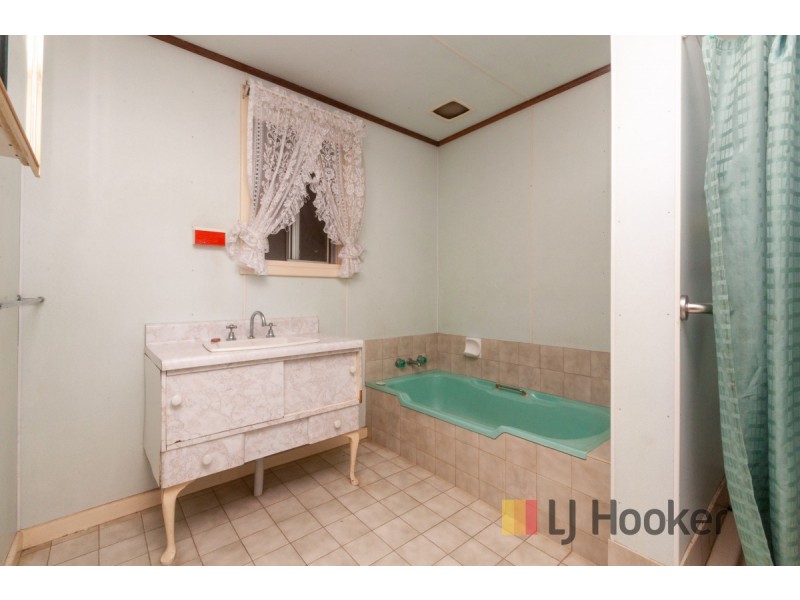 25 Lefroy Street, Pemberton WA 6260