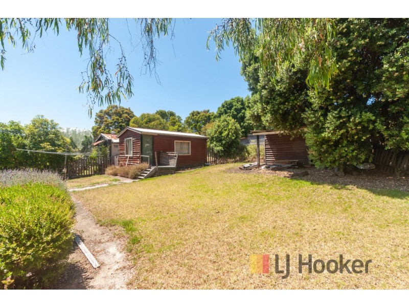 11 Kelly Street, Pemberton WA 6260