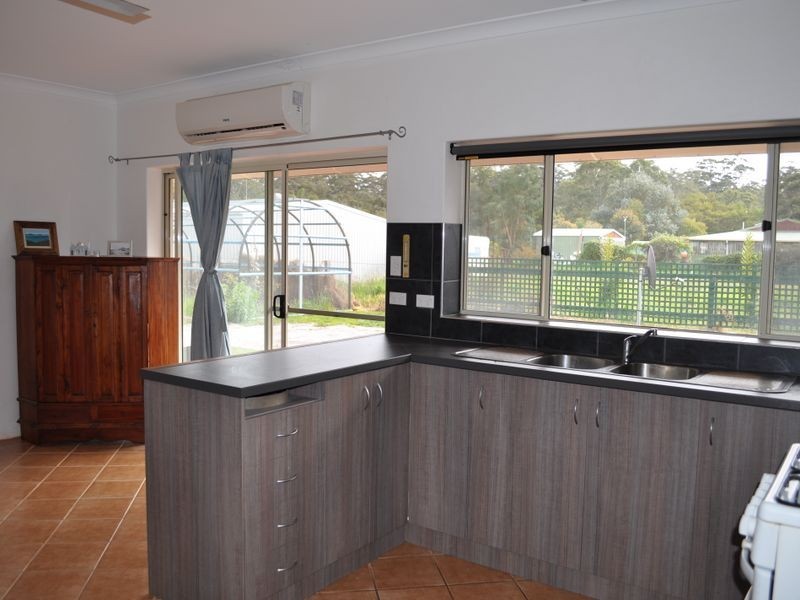 5 Wheatley Coast Road, Northcliffe WA 6262