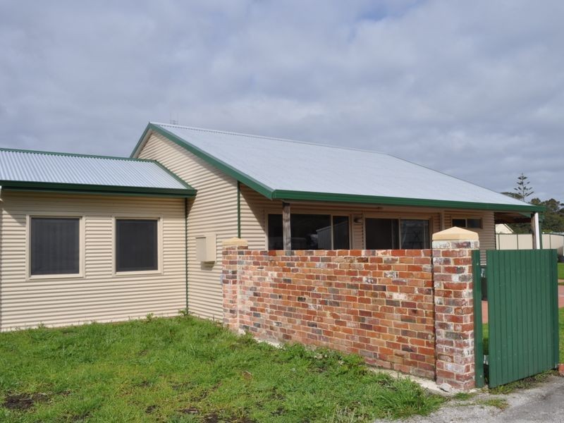 5 Wheatley Coast Road, Northcliffe WA 6262