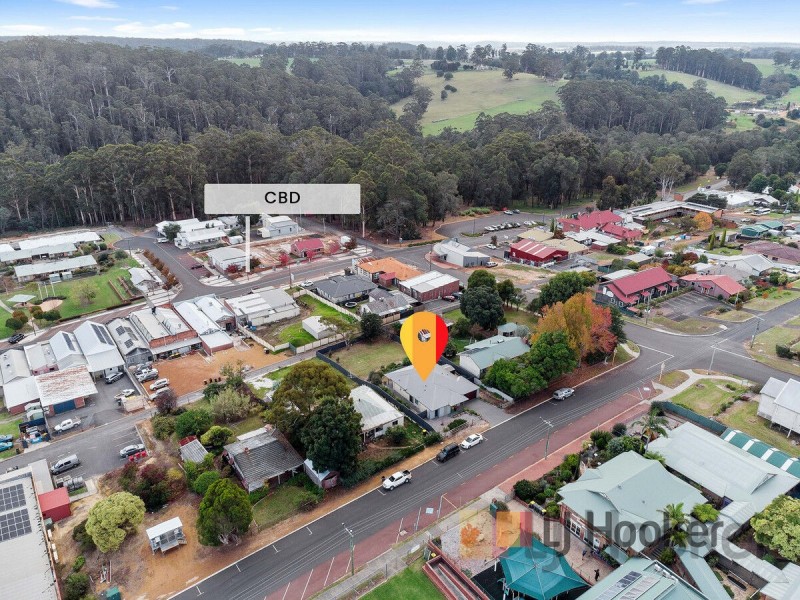 11 Guppy Street, Pemberton WA 6260