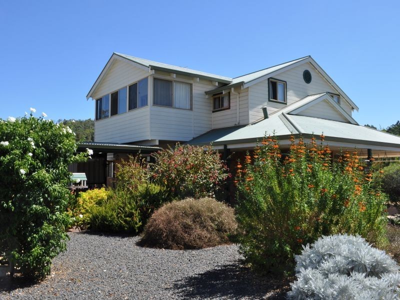 10 Davies Street, Bridgetown WA 6255