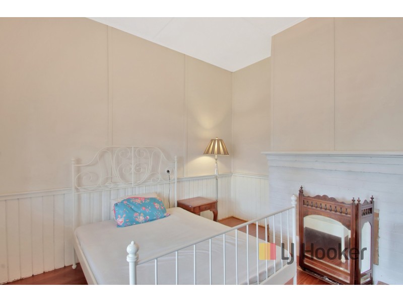 32 Brockman Street, Pemberton WA 6260