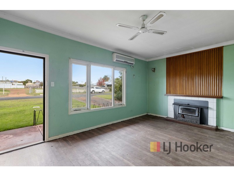 23 Moyes Street, Manjimup WA 6258