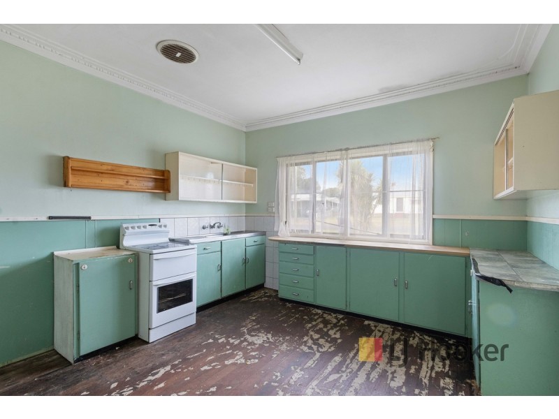 23 Moyes Street, Manjimup WA 6258