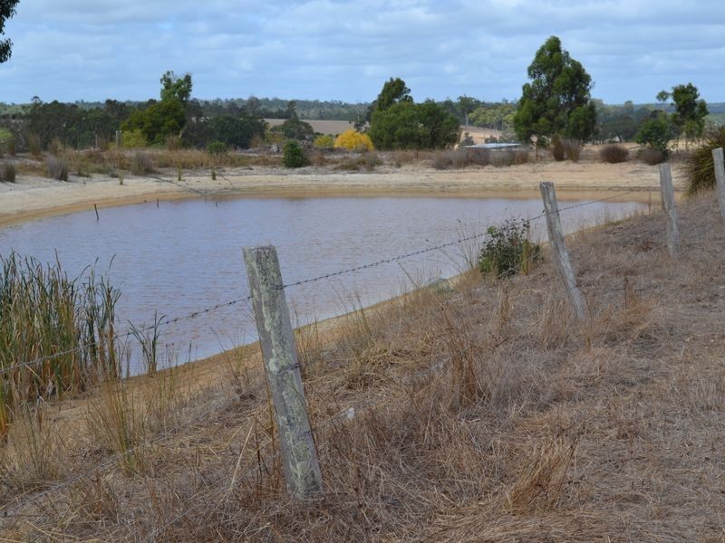 13 Ralph Road, Manjimup WA 6258