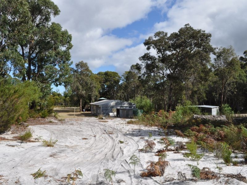 1 Pioneer Road, Northcliffe WA 6262