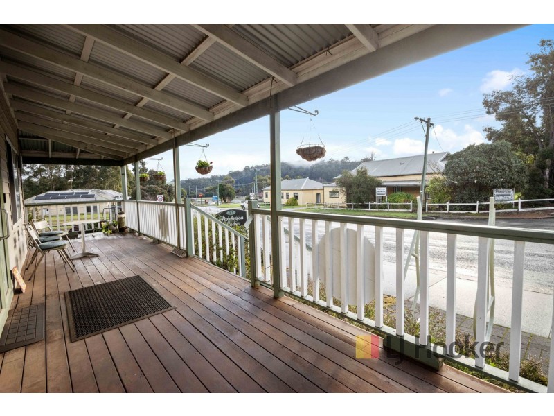 12 Brockman Street, Pemberton WA 6260