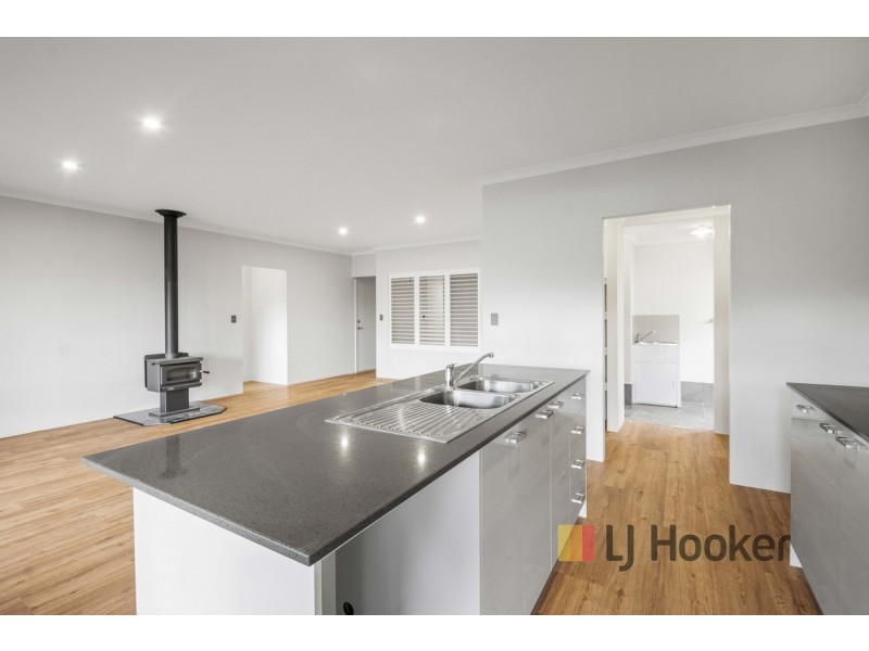 11 Guppy Street, Pemberton WA 6260