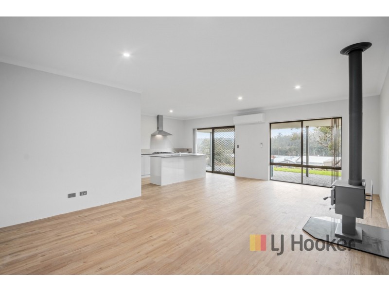 11 Guppy Street, Pemberton WA 6260