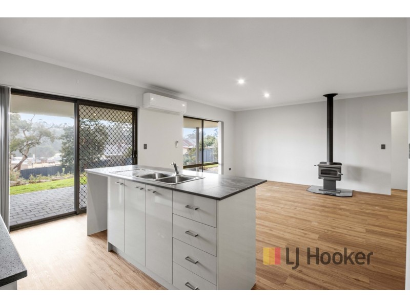 11 Guppy Street, Pemberton WA 6260