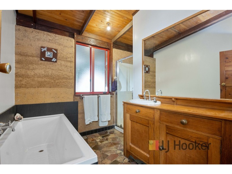 46 Clarrie Jones Place, Pemberton WA 6260