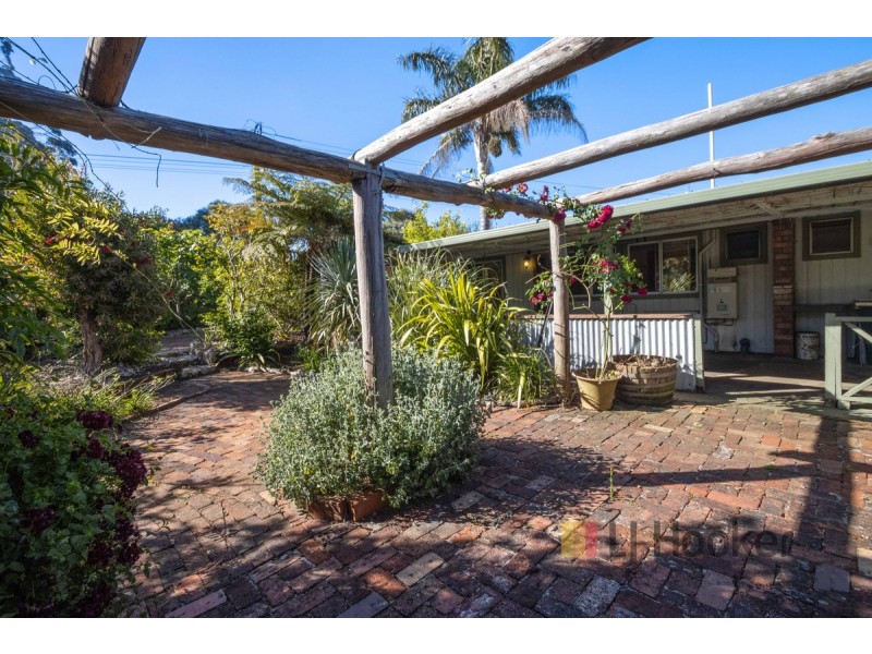 18 Kennedy Street, Pemberton WA 6260