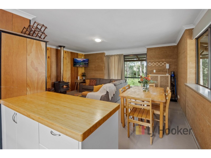 1/713 Pemberton-Northcliffe Road (Crowea), Pemberton WA 6260