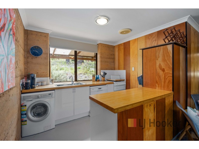 1/713 Pemberton-Northcliffe Road (Crowea), Pemberton WA 6260