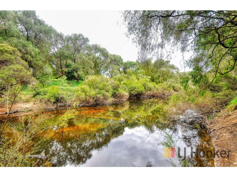 1/713 Pemberton-Northcliffe Road (Crowea), Pemberton WA 6260