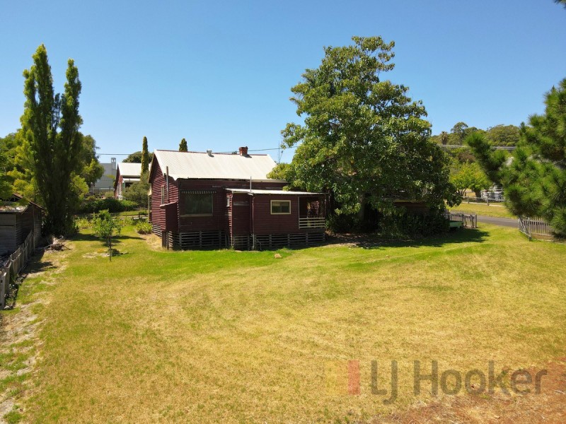 12 Kelly Street, Pemberton WA 6260