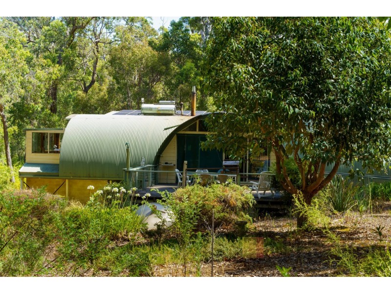 10 Titree Glen, Quinninup WA 6258