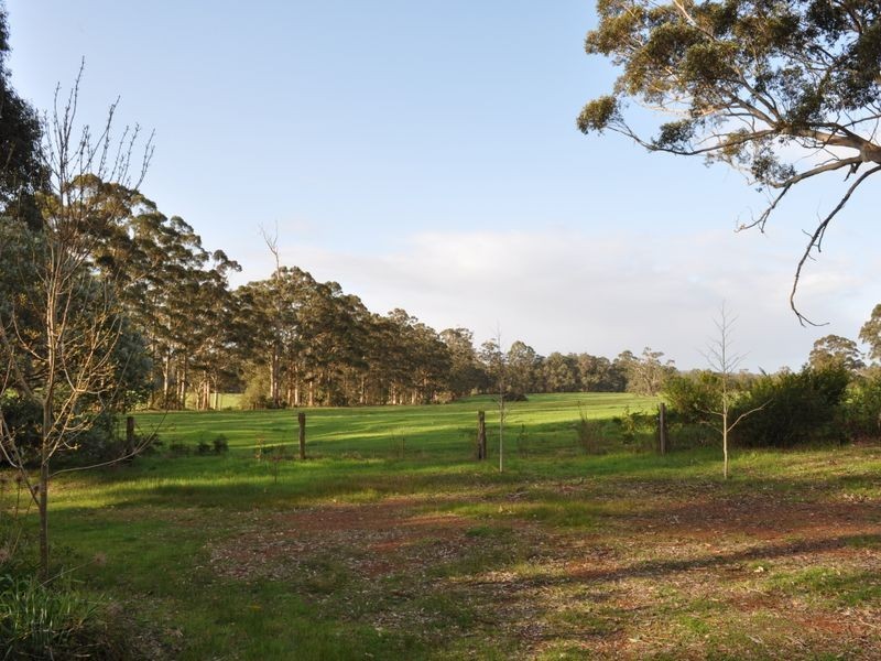 1 Sparsa Close, Northcliffe WA 6262