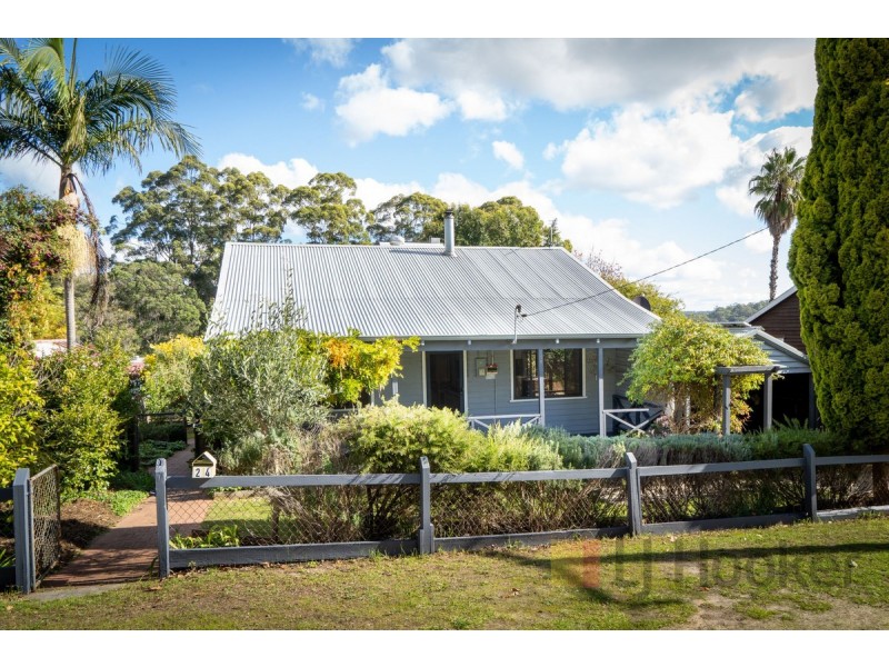 24 Dean Street, Pemberton WA 6260