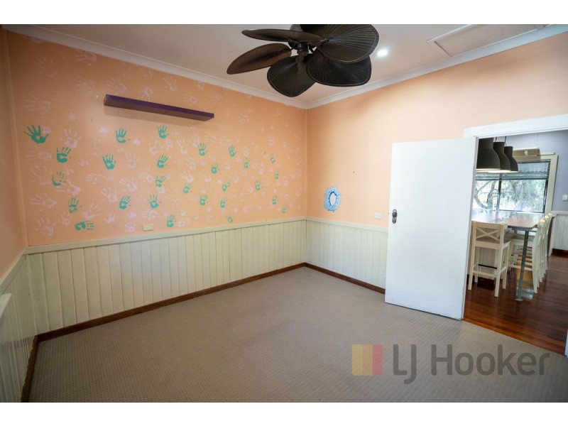 24 Dean Street, Pemberton WA 6260