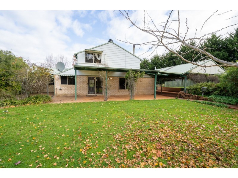 17 Blue Wren Court, Pemberton WA 6260