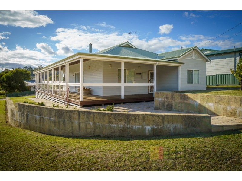 1 Jamieson Street, Pemberton WA 6260