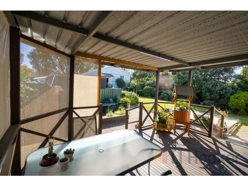 11 Bath Street, Manjimup WA 6258