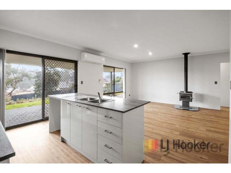 11 Guppy Street, Pemberton WA 6260