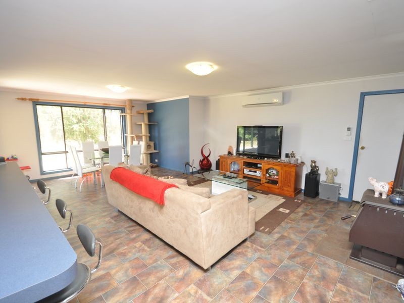 14 Caniroglen Court, Manjimup WA 6258