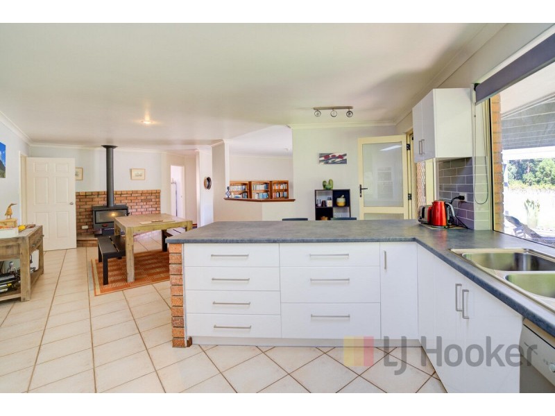 43 Clarrie Jones Place, Pemberton WA 6260