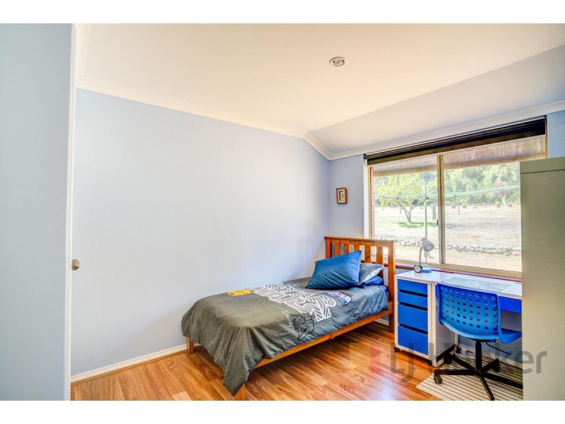 43 Clarrie Jones Place, Pemberton WA 6260