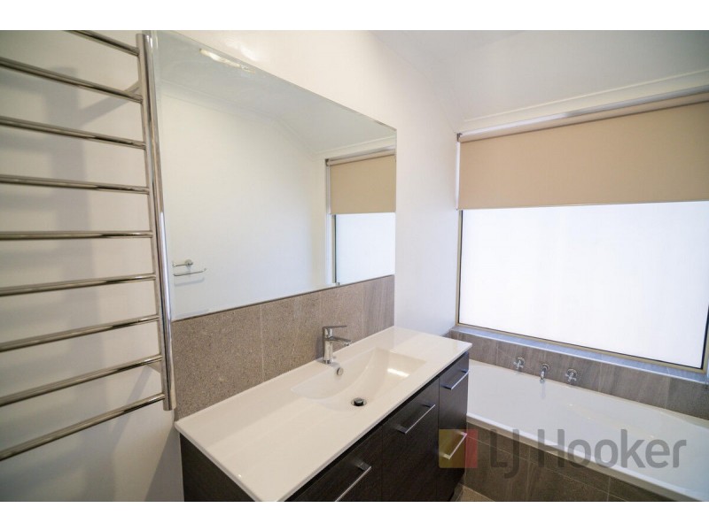 43 Clarrie Jones Place, Pemberton WA 6260