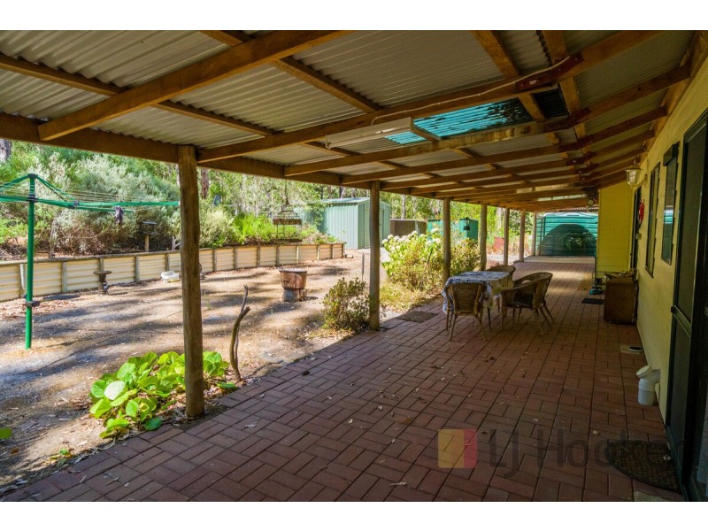 11 Titree Glen, Quinninup WA 6258