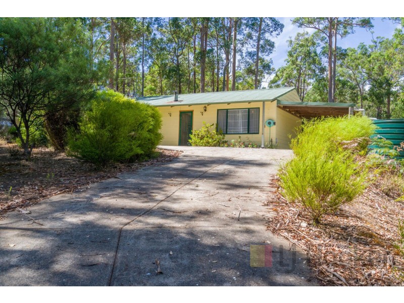 11 Titree Glen, Quinninup WA 6258