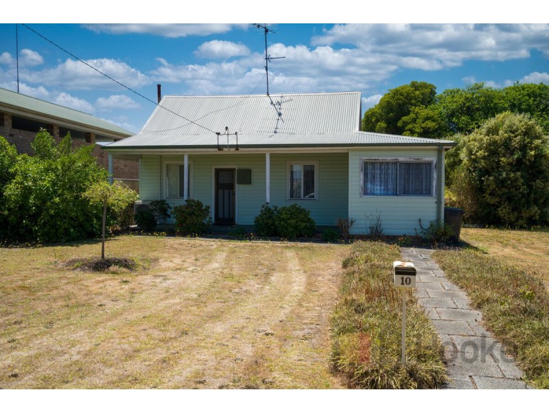 10 Highfield Street, Manjimup WA 6258