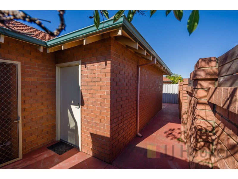Unit 2/10 Mardo Avenue, Australind WA 6233