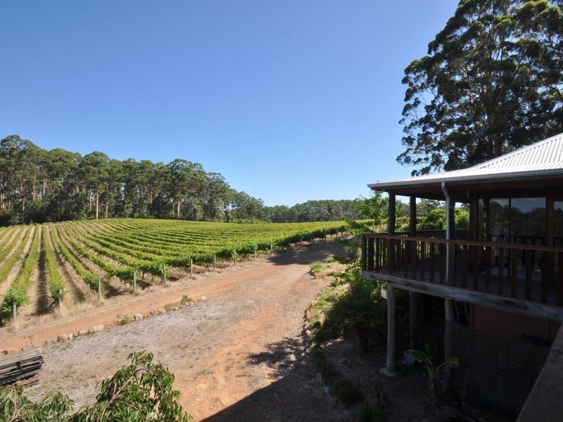 89 Charlie Road (‘Merum Vineyard’), Pemberton WA 6260