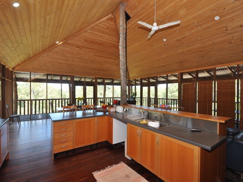 89 Charlie Road (‘Merum Vineyard’), Pemberton WA 6260