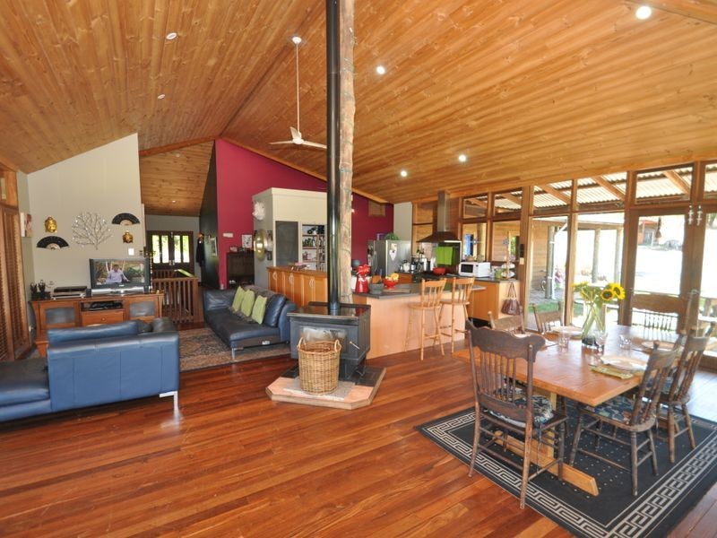 89 Charlie Road (‘Merum Vineyard’), Pemberton WA 6260