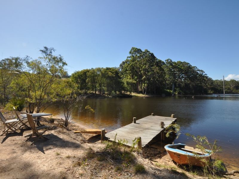 89 Charlie Road (‘Merum Vineyard’), Pemberton WA 6260