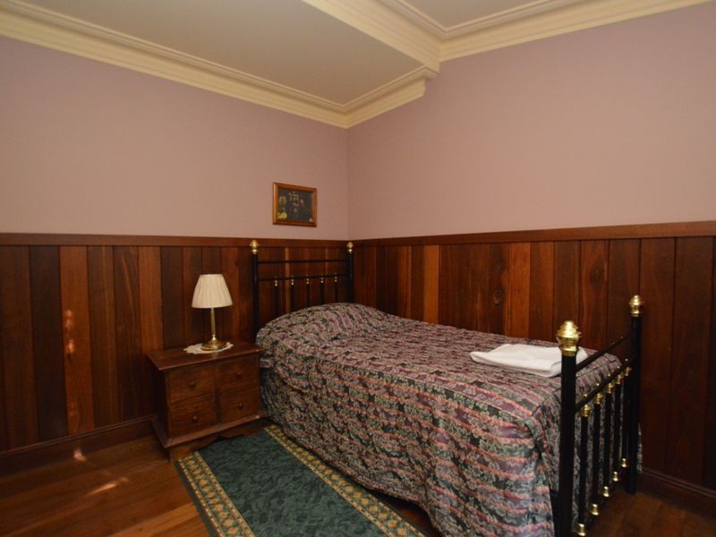 2 Ellis Street, Pemberton WA 6260