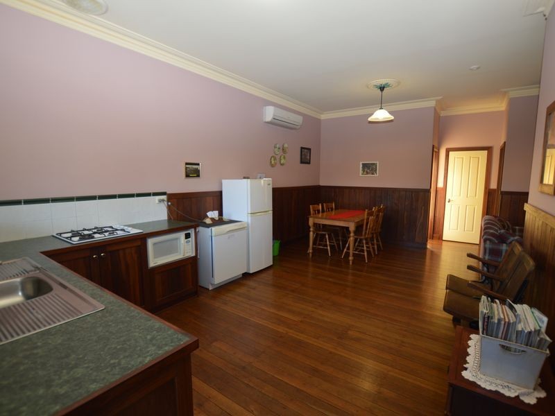 2 Ellis Street, Pemberton WA 6260